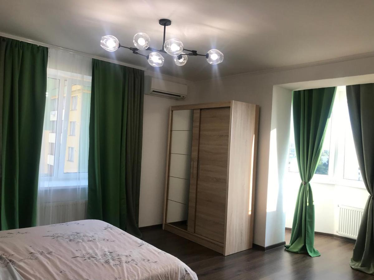 Appartement Волі 44А à Lutsʼk Extérieur photo